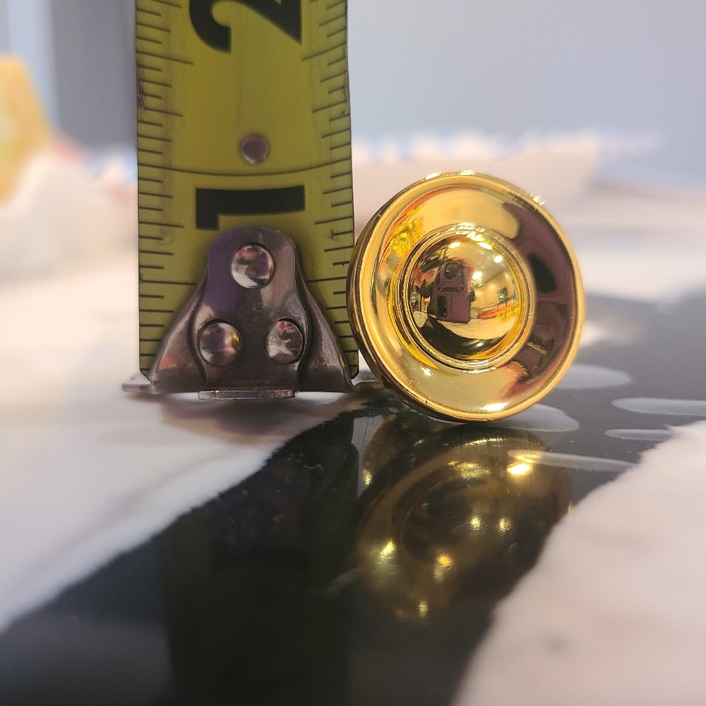 Cabnit hardware - Picture 4 of 4